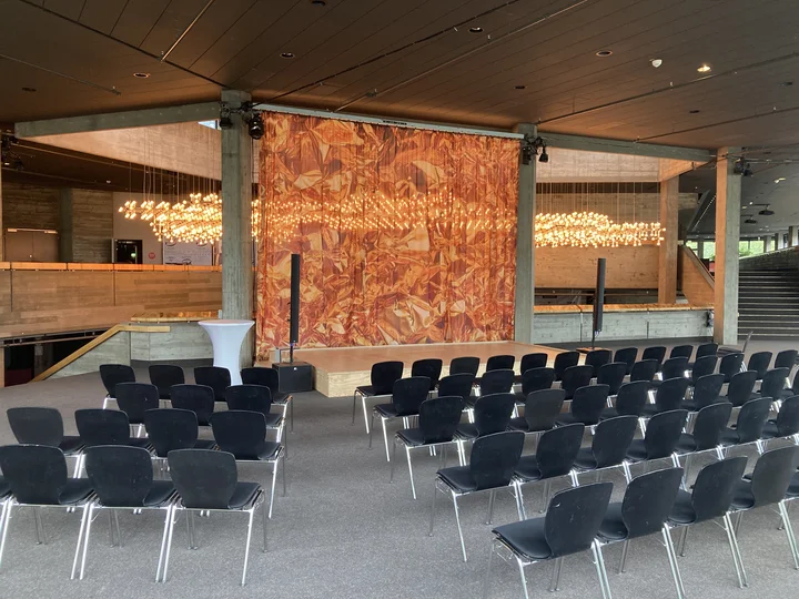 Stadttheater Ingolstadt, Foyer im großen Haus