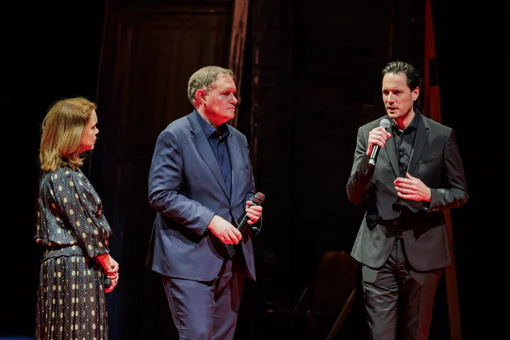 DER FAUST 2025: Preisverleihung, Petra Olschowski, Ministerin für Wissenschaft, Forschung und Kunst des Landes Baden-Württemberg, Carsten Brosda, Senator für Kultur und Medien der Freien und Hansestadt Hamburg, Fabian Mayer, Erster Bürgermeister Stuttgart