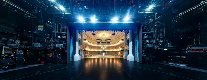 Theater Koblenz, Blick hinter die Bühne