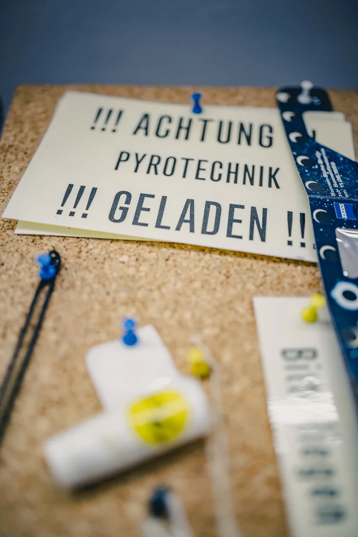 Achtung Pyrotechnik geladen!!!
