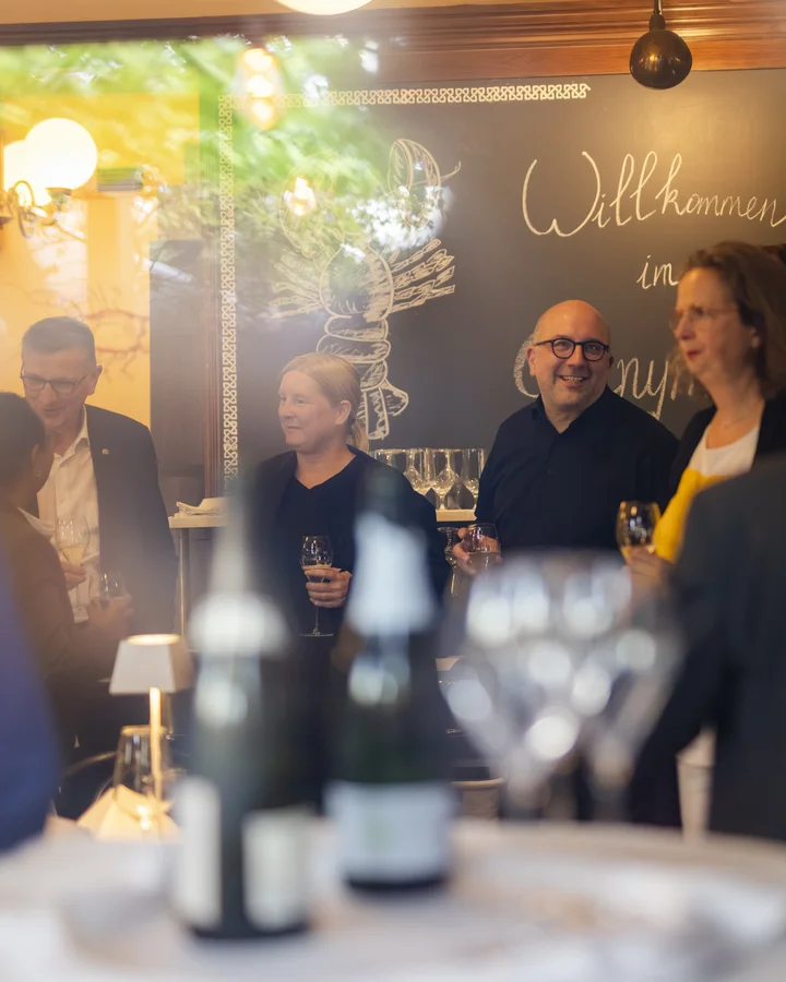 Treffen zwischen dem Präsidium des Bühnenvereins und Politiker:innen.